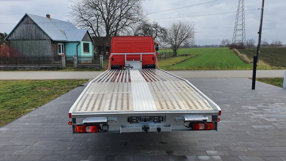 Zabudowa Mercedes Atego dmc 7,5t - 10t. Laweta najazd pomoc drogowa