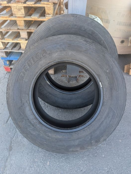 Продам шини вантажні Decica 22рік315/70/22,5