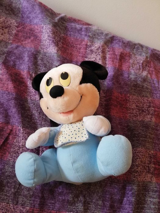 Mickey bebé em peluche
