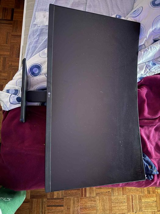 Monitor LG curve + colunas qilive