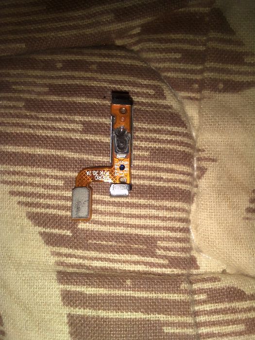 Шлейф от сетевой кнопки Samsung galaxy S 7 SM G 930FD 
висилаю по Укра