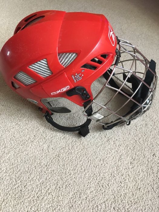 Продам шлем Reebok!