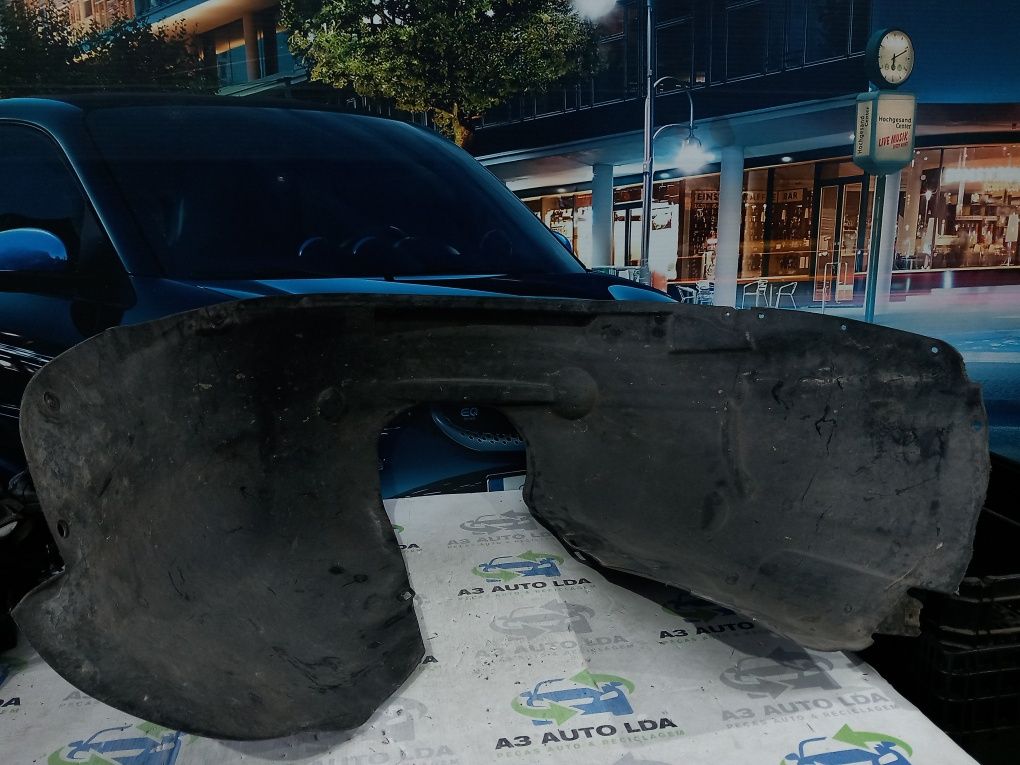 Cave da roda esquerda e direita Volvo C30