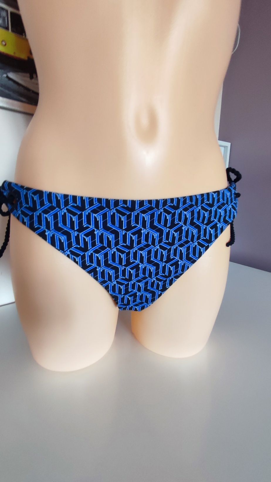 Nowe majtki od stroju kąpielowego marki Tommy Hilfiger