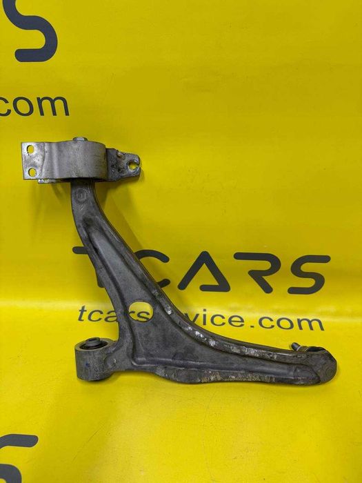 Mercedes Benz 2022 GLA 35 Передній правий нижній ричаг A2473308401