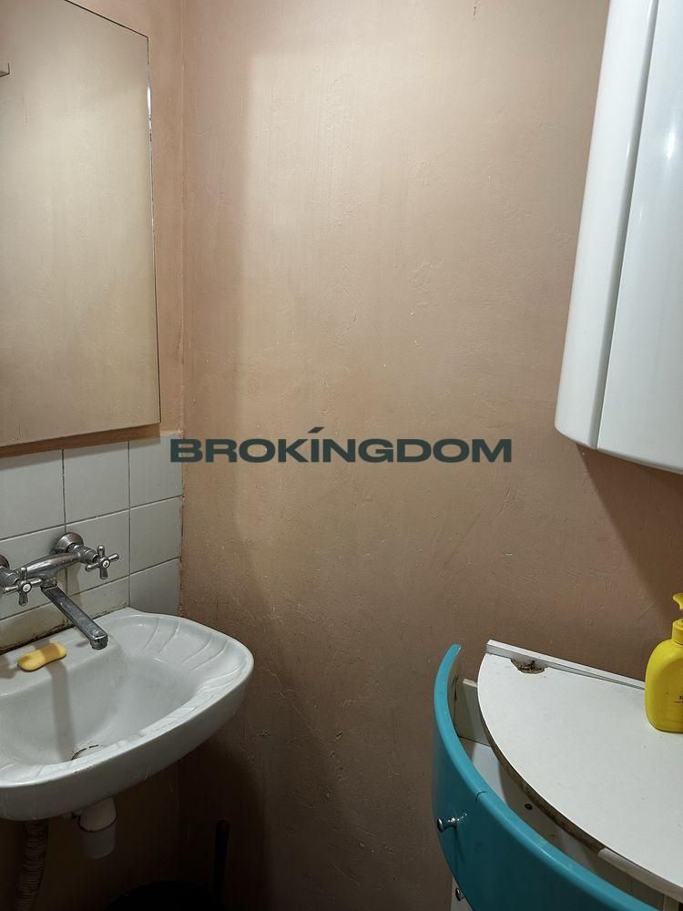 Продаж 2к  квартири Солом'янка