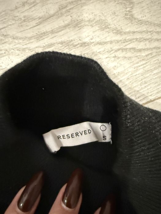 Чорна жіноча кофта розсіру S укорочена