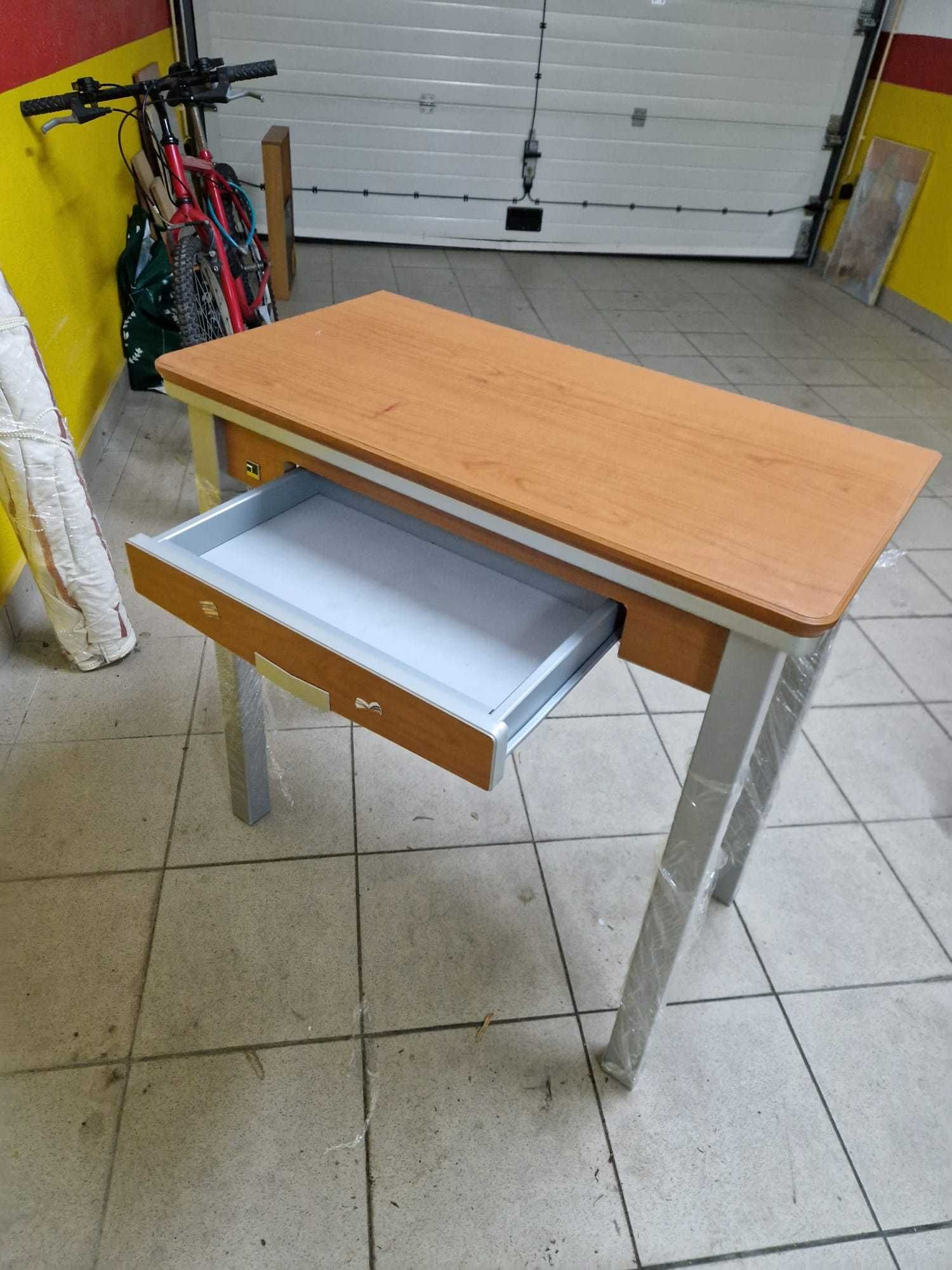 Mesa de cozinha formato abertura em livro