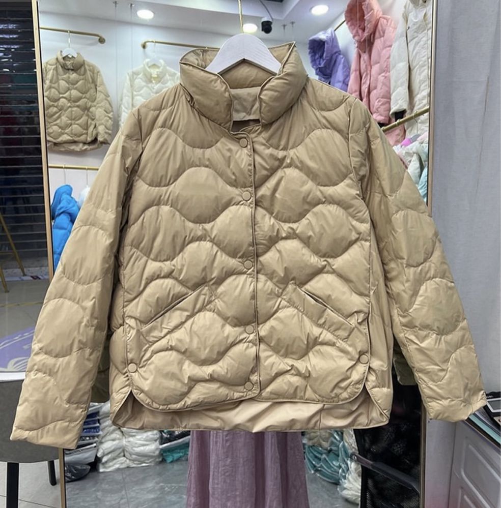 Колекція весна демісезон пухові куртки бомбери пуховики mango zara h&m