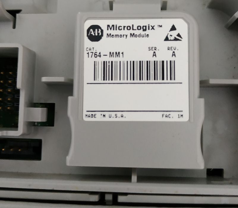 Autómato Allen Bradley PLC Micrologix 1500 como novo.
