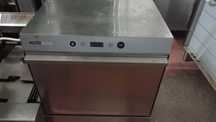Máquina lavar loiça abertura frontal ACTIWASH