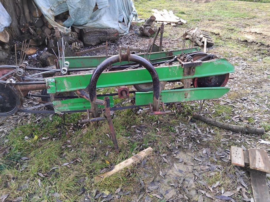 Witam sprzedam  tasmówkę do siana