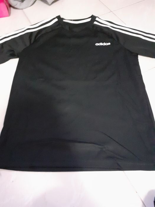 Camisolas manga curta adidas 7 8 anos