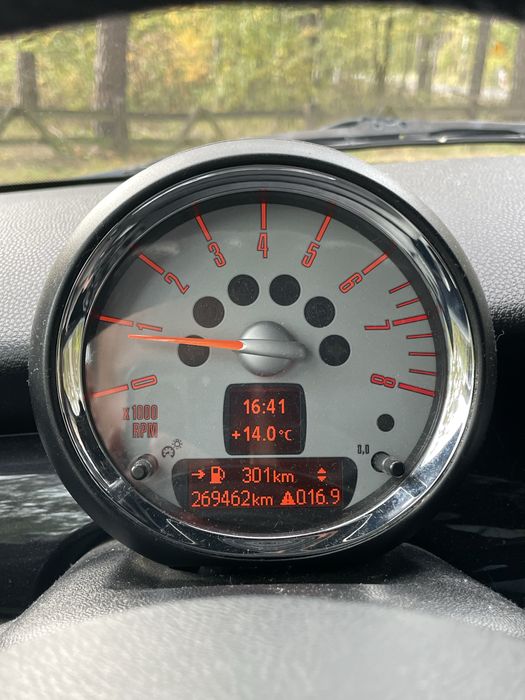 MINI Cooper 1.6 Benzyna 120KM