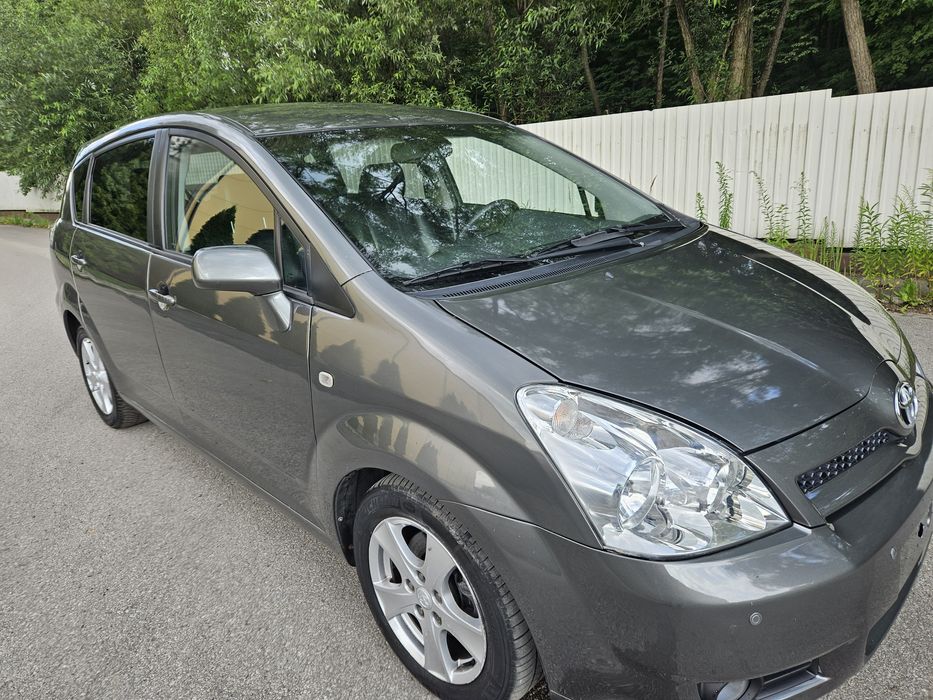 Toyota Corolla verso  7 os. Skóra  , SUPER AUTO