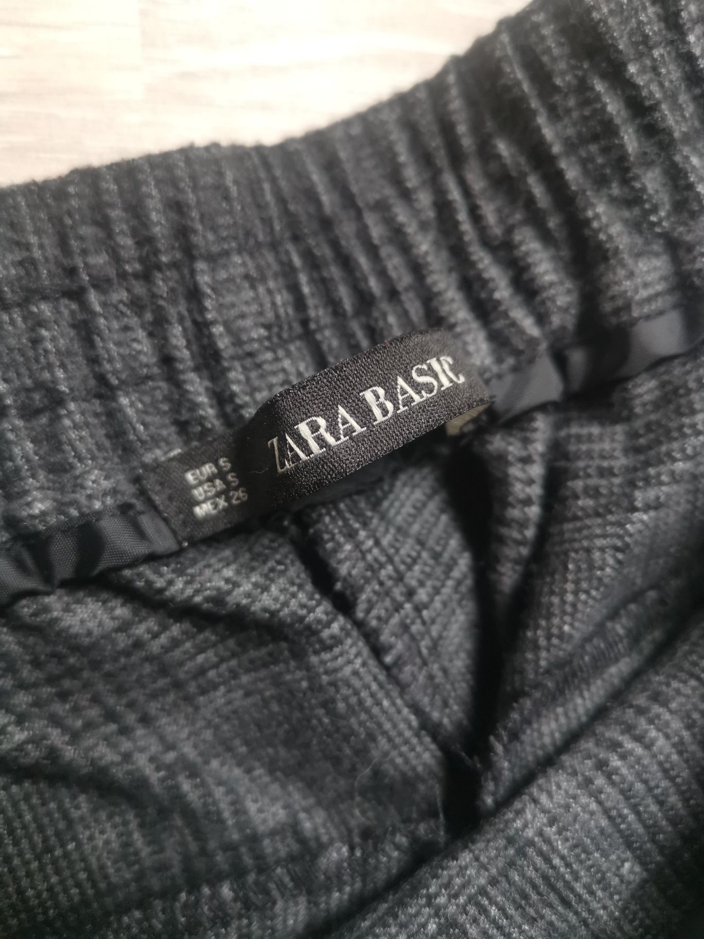 Spodnie proste Zara r. S