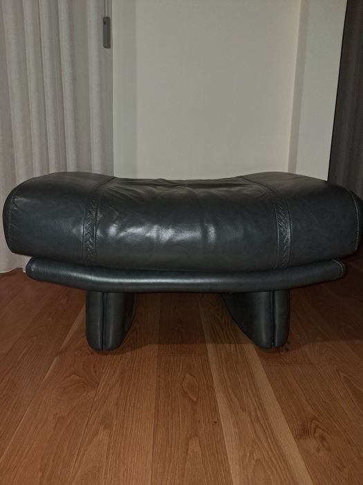 Sofás em pele Divani e Divani + Pouf.