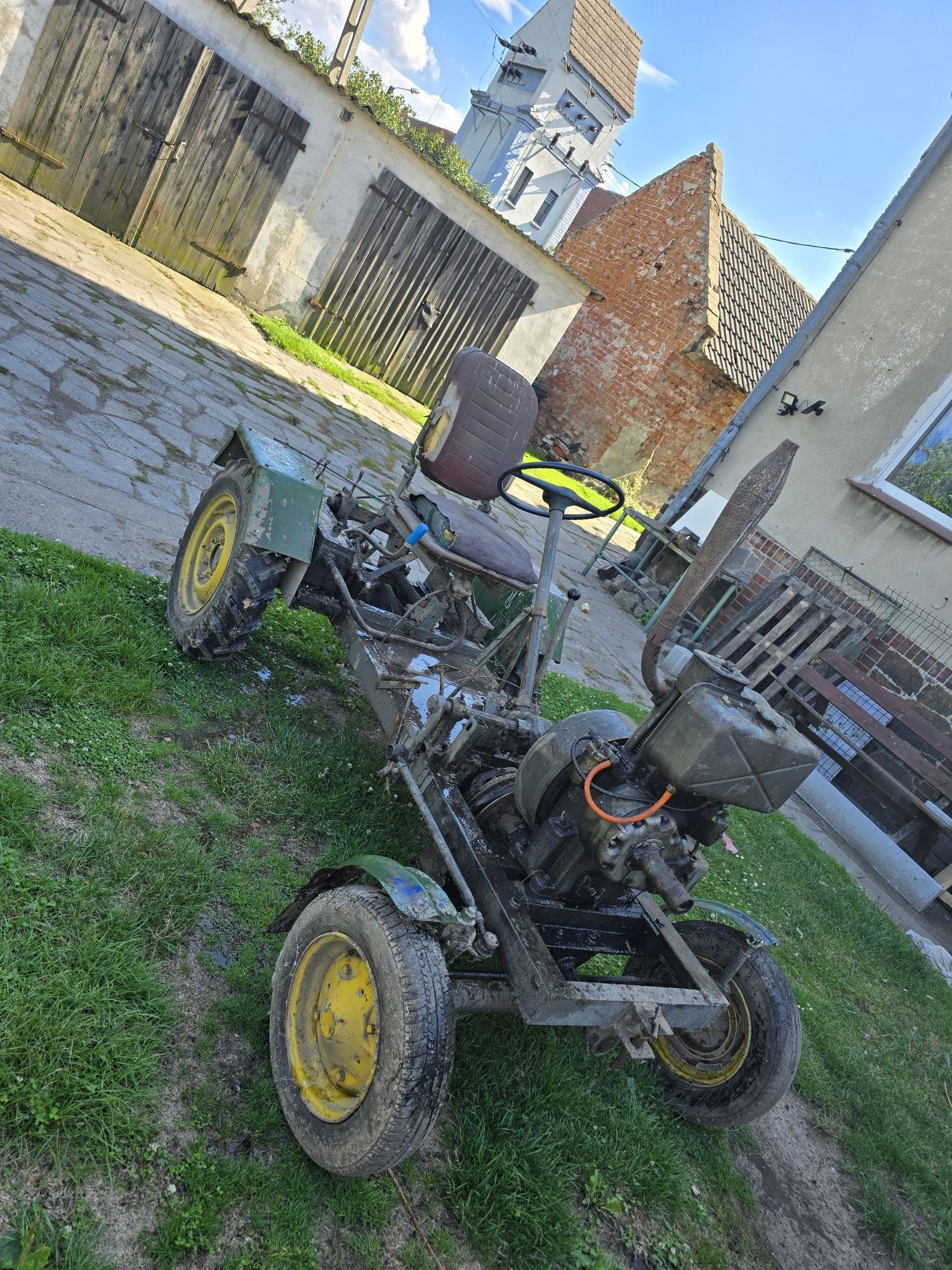 Traktor samorobka
