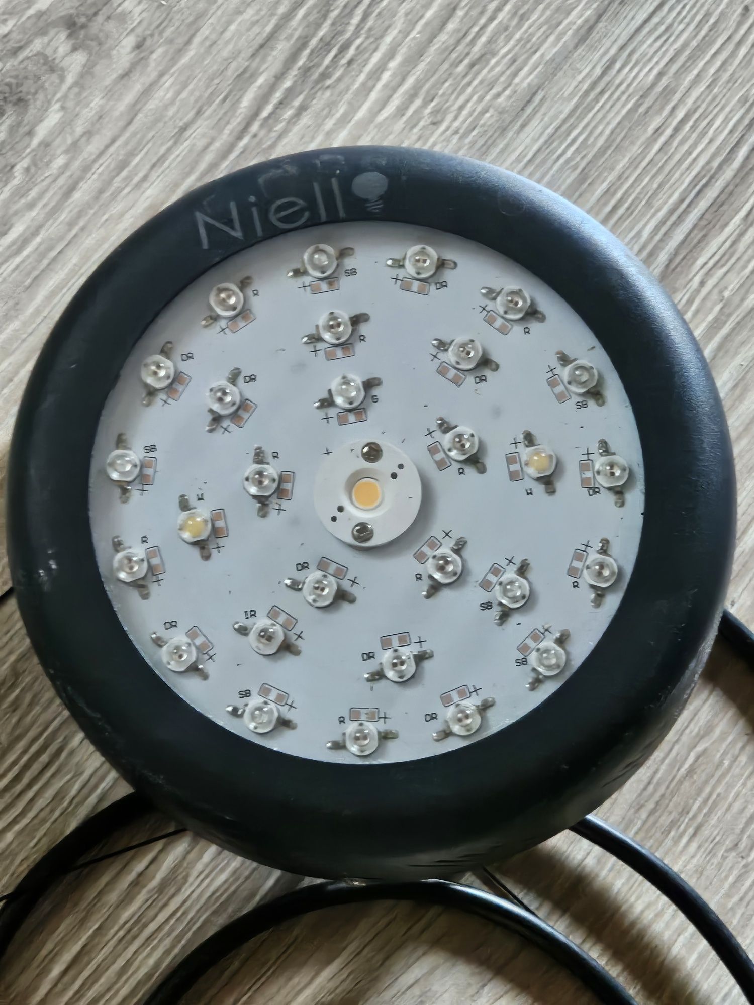 Lampa led Niello 150w do wzrostu roślin,kiełkowania itp