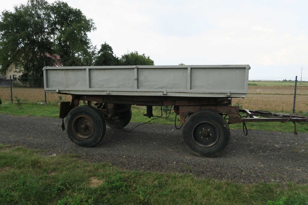 Przyczepa D7 wywrotka 3 strony