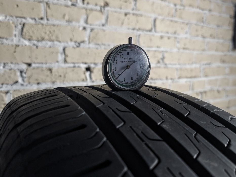 Шини 225/60r17 Continental | 2021 | 7/5.5mm | Czech | Преміум | Ідеал