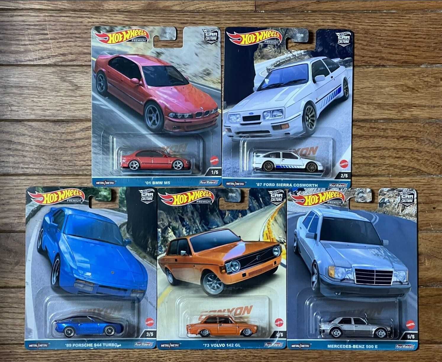 Hot Wheels Premium Canyon Warriors