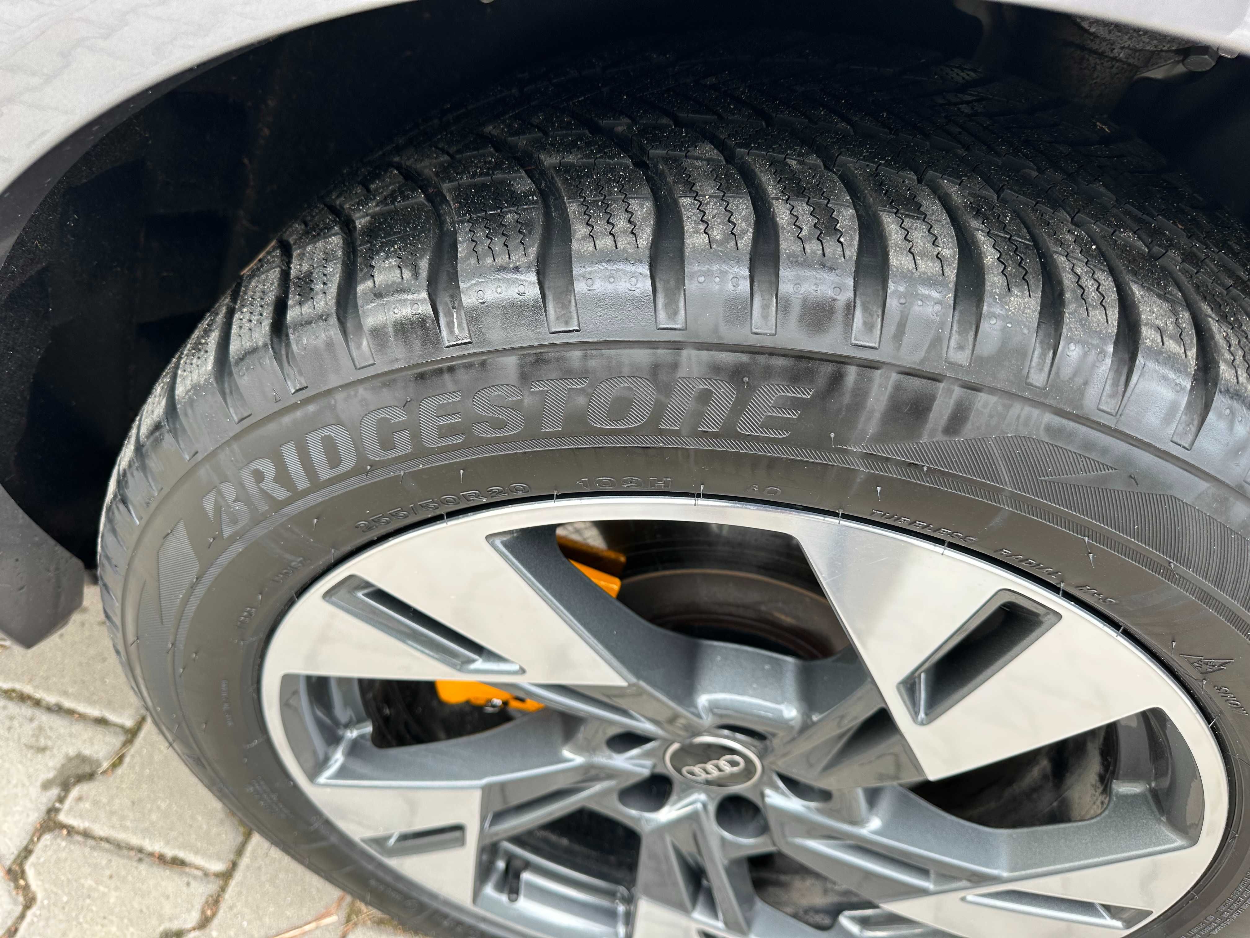 Audi e-tron 2021 95 kWh (408 к.с.) Quattro • S-Line