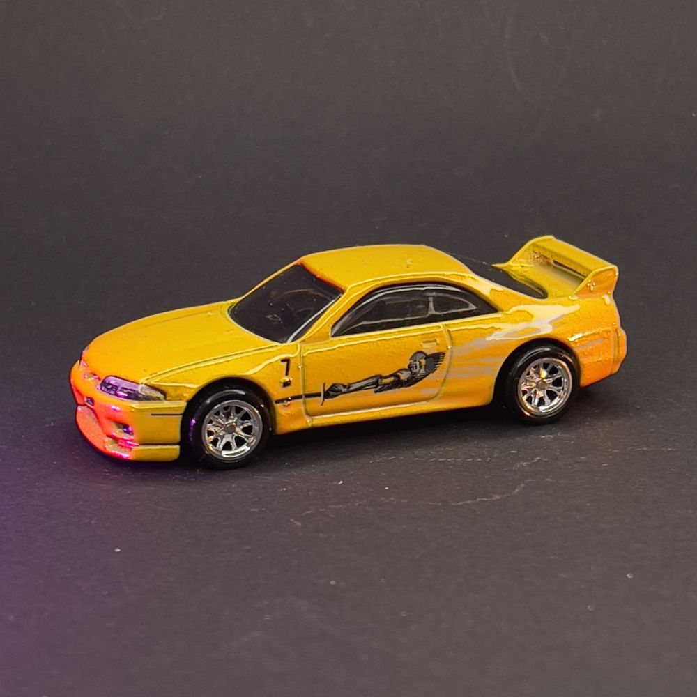 Hot wheels premium nissan r33