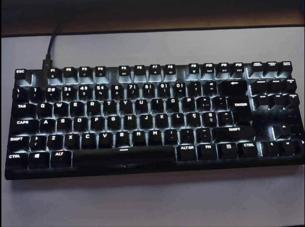 Teclado Corsair k60 Pro