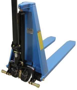Porta-paletes hidráulico de Tesoura 1000 kg eleva até 800 mm. AP28
