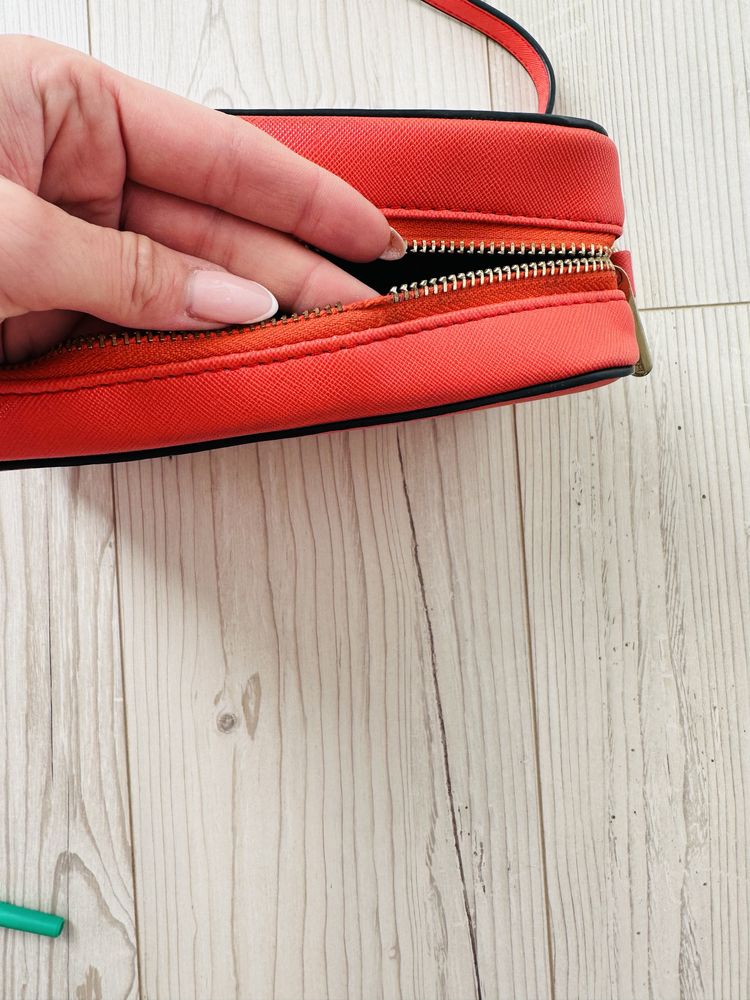 Torebka Prima moda czerwona skôra saffiano metalowy pasek