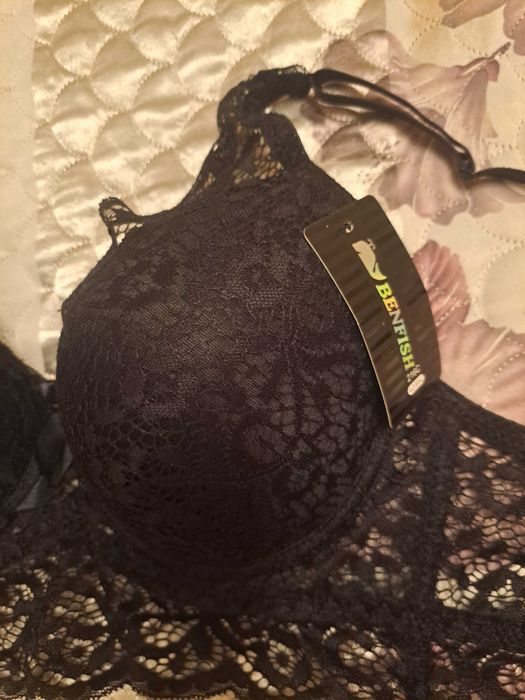 Чорний мереживний бюстгалтер 95/С