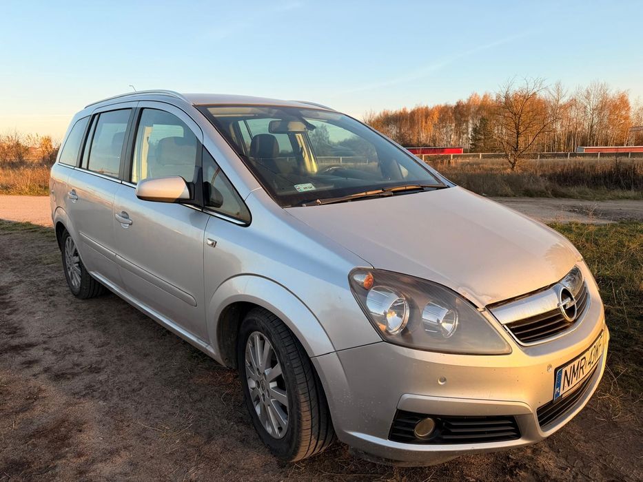 Opel Zafira B 2008 benzyna gaz