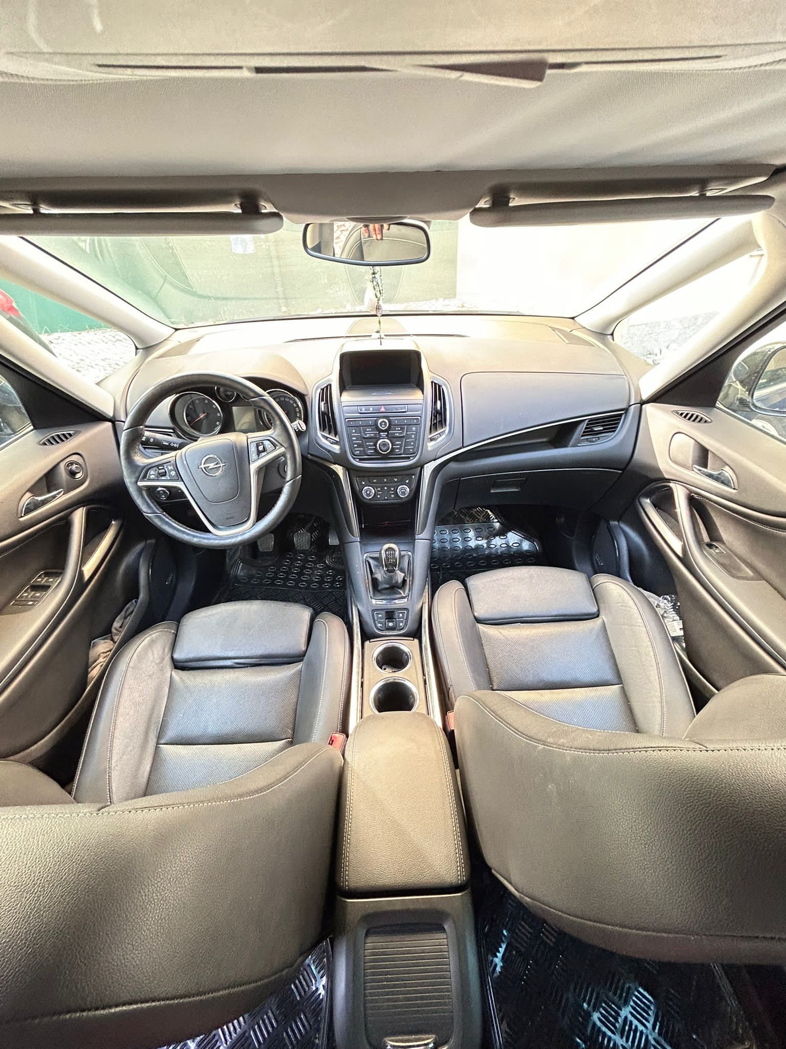 Opel Zafira 7 lugares 2015