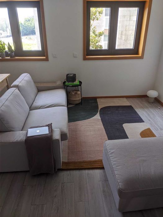 Sofá 3 lugares + chaise longue cinzento