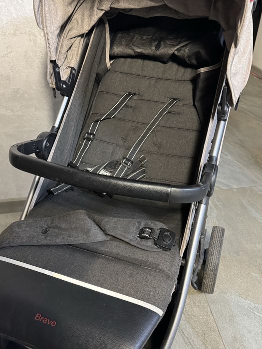 Прогулянкова коляска carrello bravo