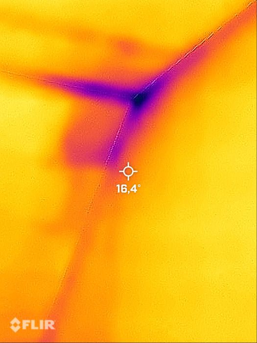 Izolacja Wełną celulozową. Wdmuchiwanie Naprawa  Docieplanie Skosów