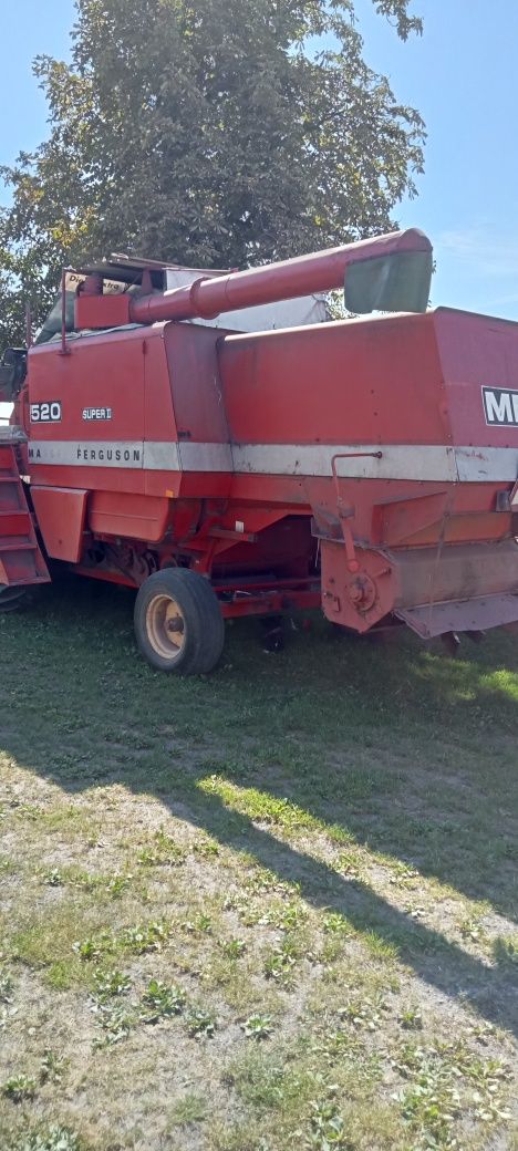 Massey Ferguson 520