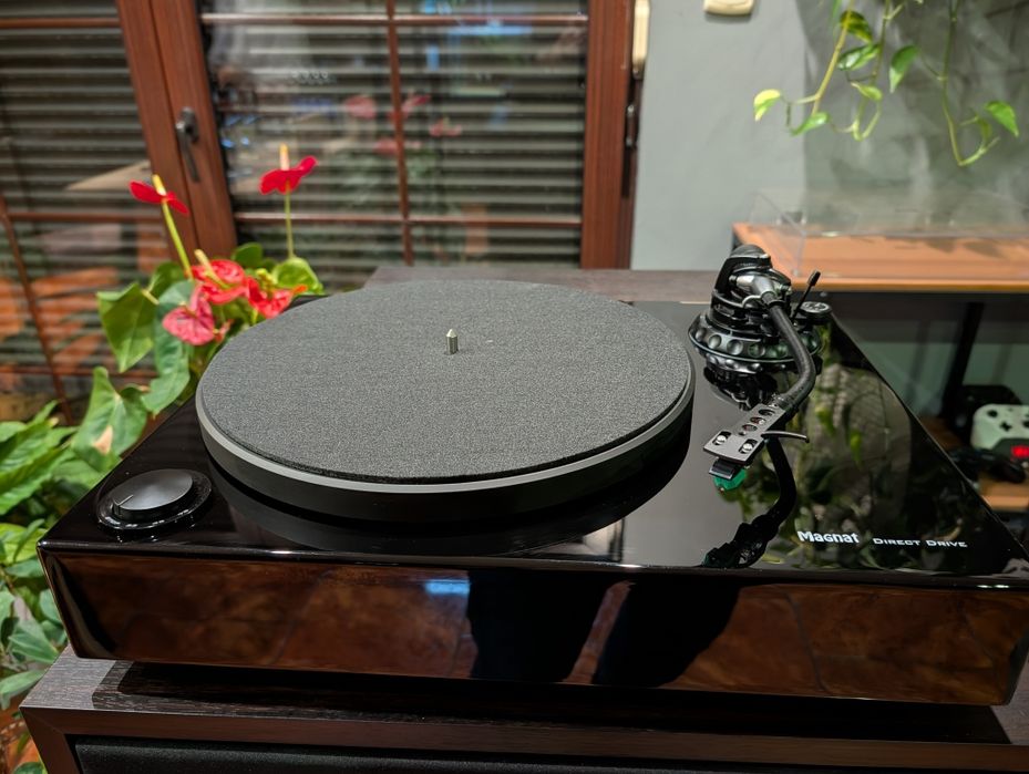 Gramofon Magnat MTT-990