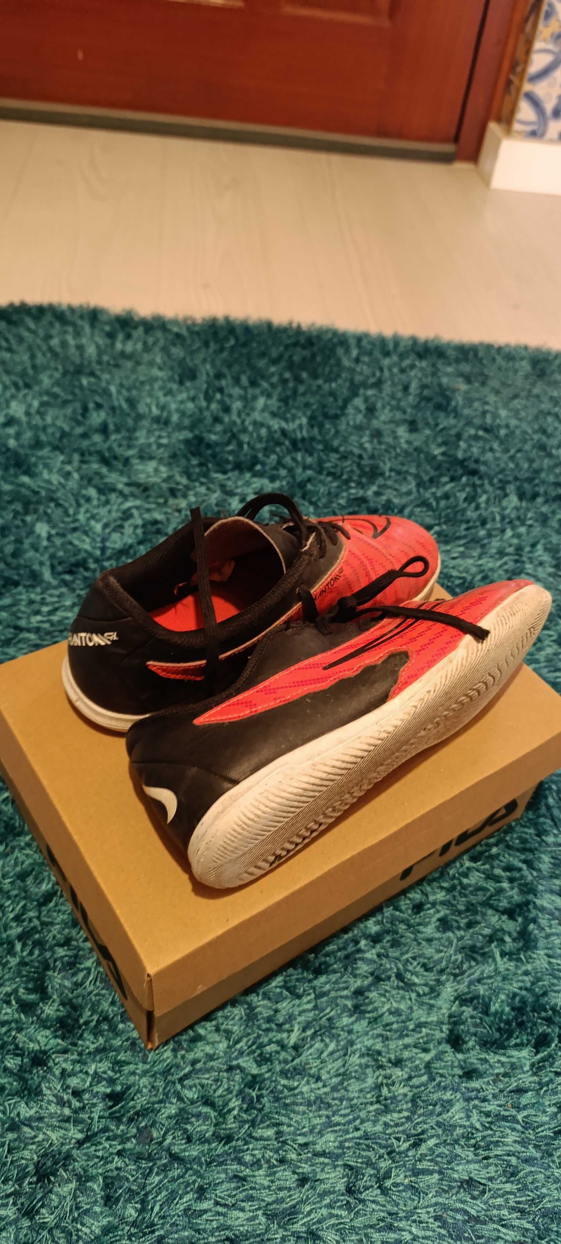 Vendo chuteiras Nike