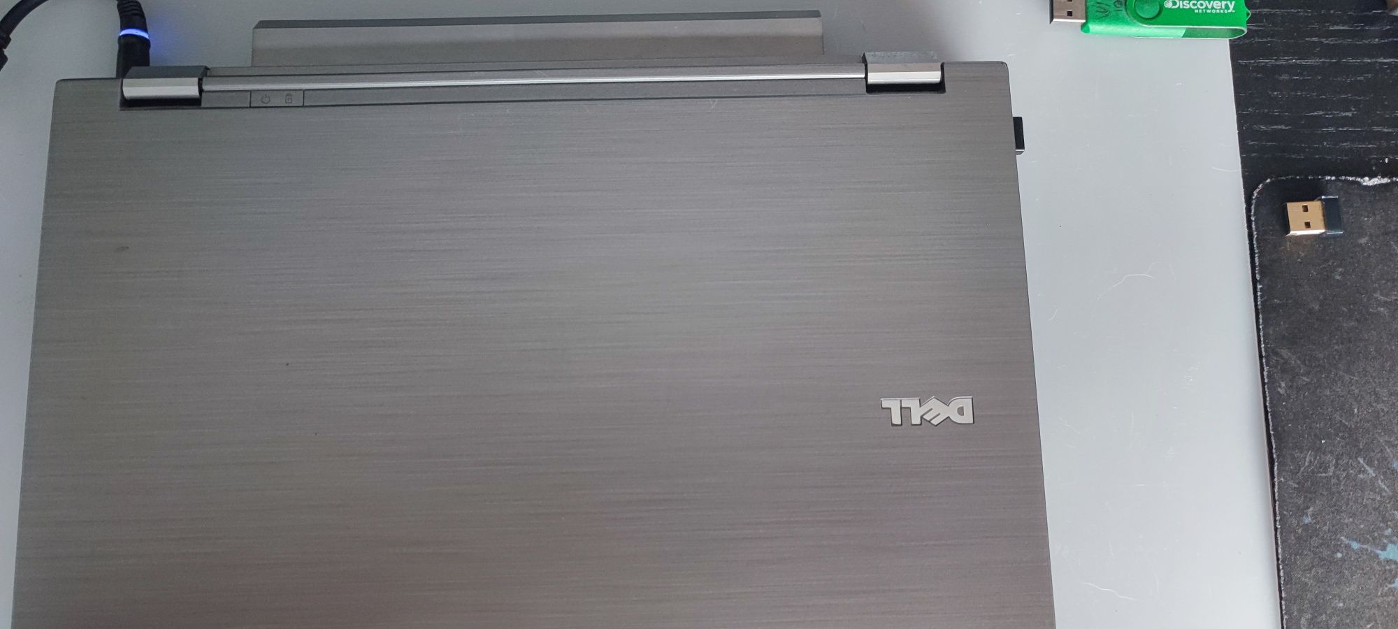 Computador portátil Dell Latitude E6410