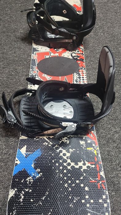 Deska snowboardowa FLOW rhythm 110 cm + wiązanie IC S/M