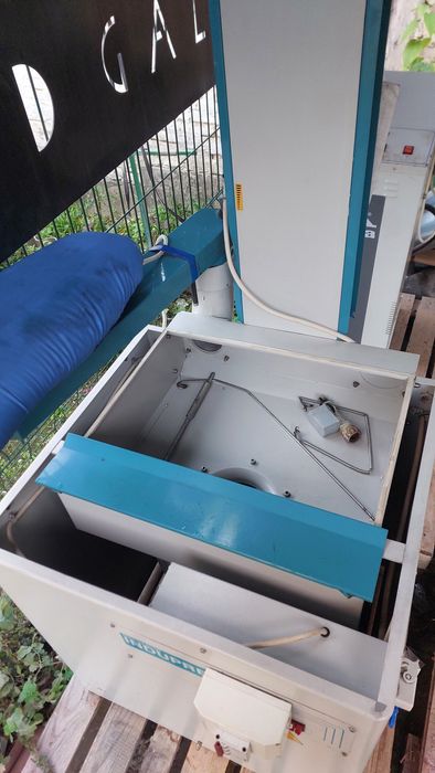 Прасувальний стіл  + парогенератор