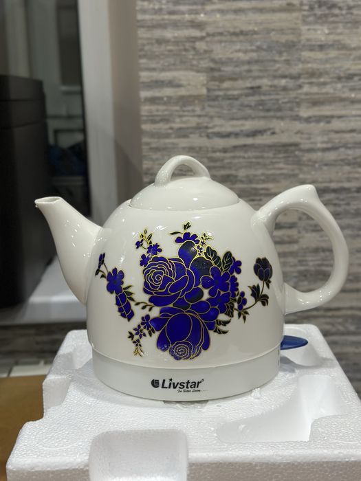 Керамічний електрочайник із зміною малюнка Livstar LSU-1133 – 1 л.