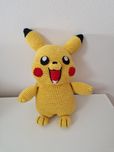 Pikachu peluche amigurumi