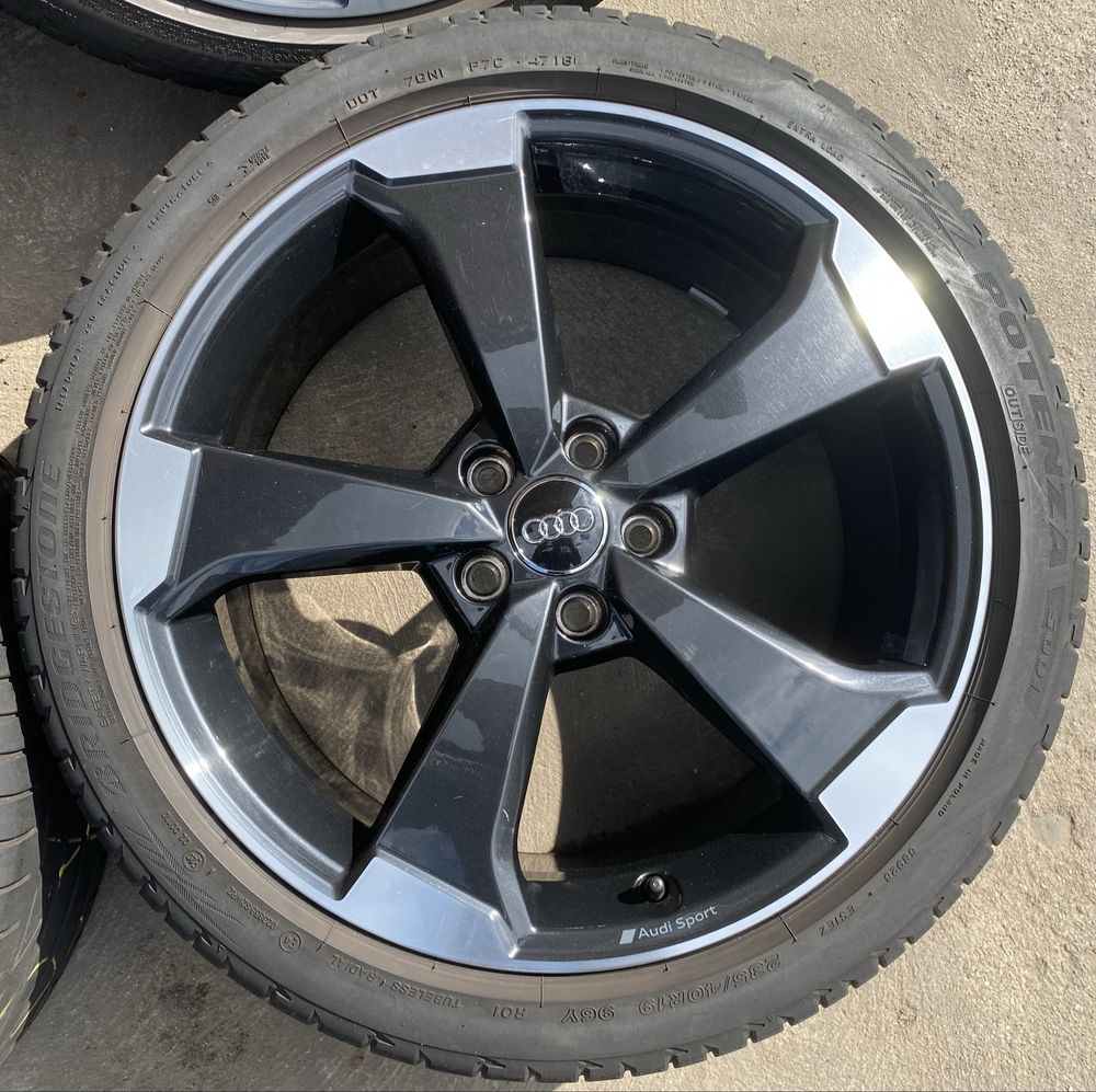 Alufelgi z oponami 235/40 R19 Audi Q2 SQ2 81A Felgi Opony 5x112 ET 45