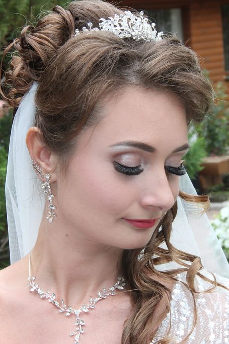 Колье и серьги бижутерия