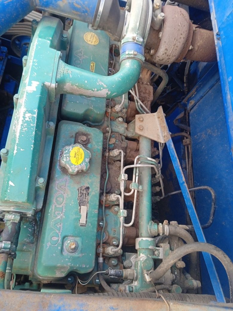 Комбайн зернозбиральний  CESE 527