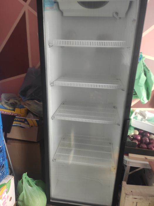 Продаю холодильник