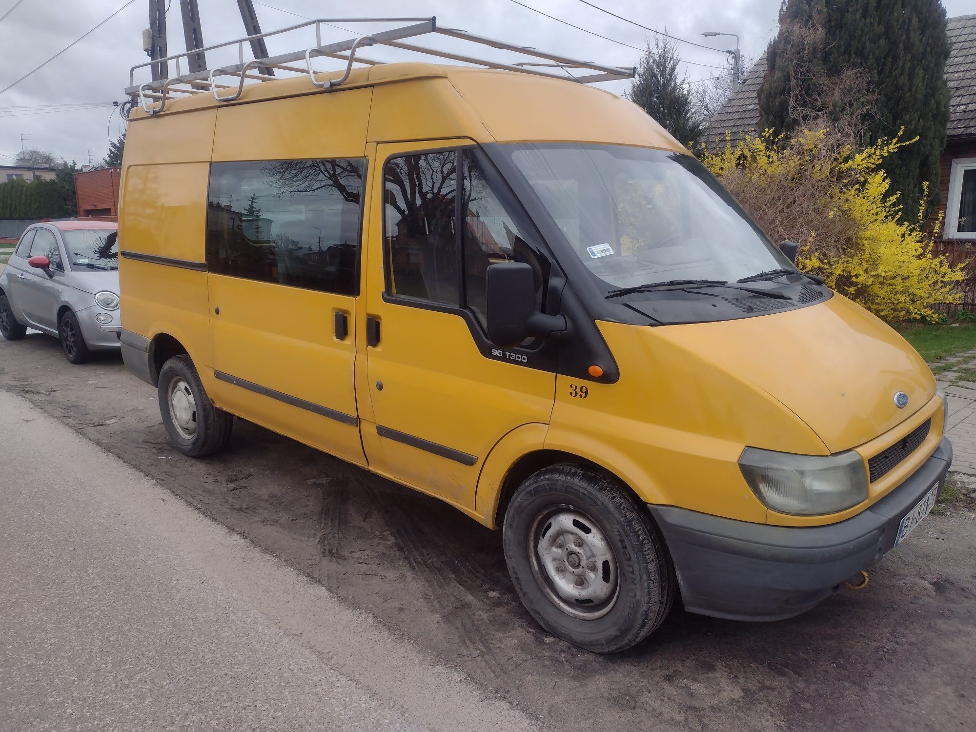 Ford Transit 2.4 Diesel I rej 2005 Rok 5-osobowy HAK